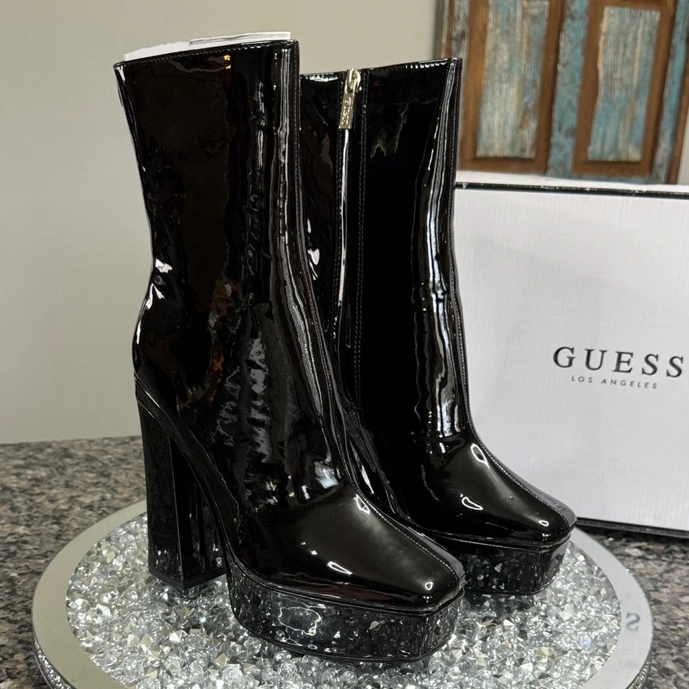 GUESS Black Patent Platform Ankle Boots NEW - Picture 3 of 17
